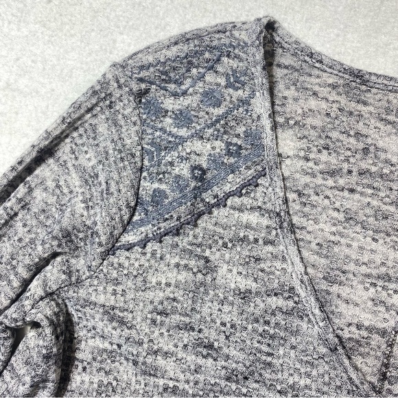 Knox Rose Sweater Women’s M Gray Long Sleeve V Neck Pullover Lightweight Knit - Picture 3 of 11